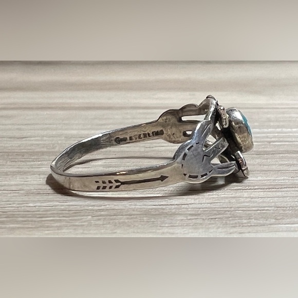 Vintage Fred Harvey Sterling Silver Turquoise Crossed Arrow Ring, Size 7, 1g - Picture 6 of 11